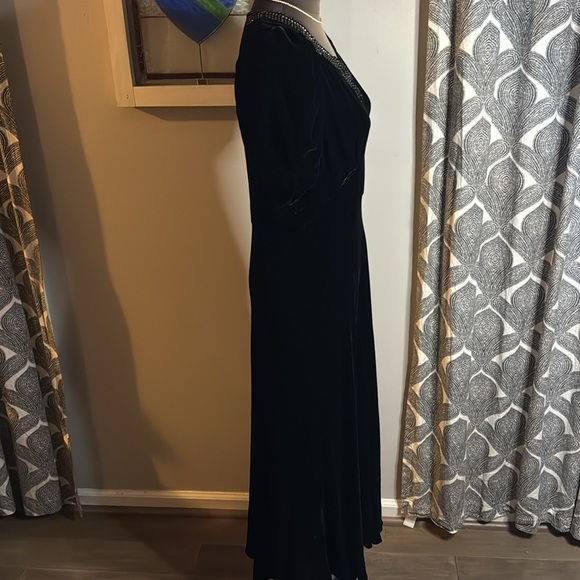 Antique 1930’s Black Silk Velvet Puff Sleeve Rhinestone Embellished Gown Flawed - Picture 9 of 12